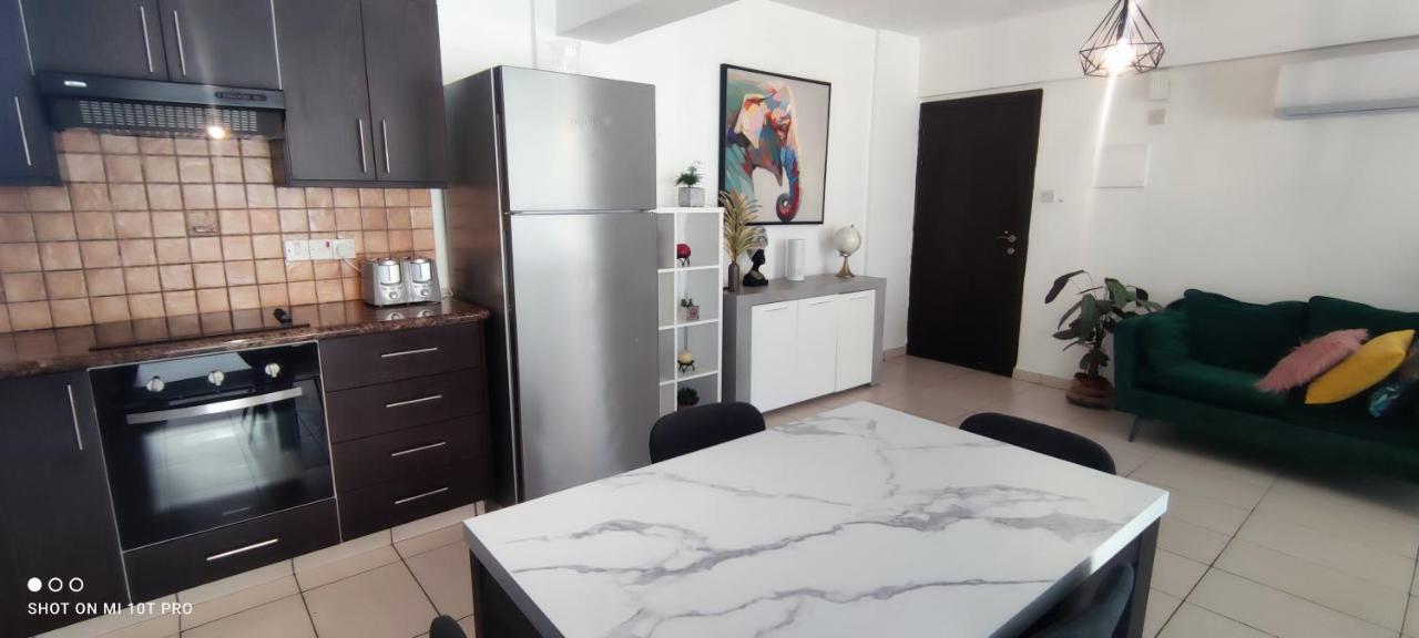 Seaview Harmony Apartment Larnaca Exterior photo